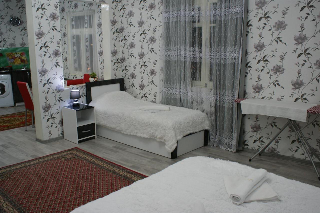 Hotel Jurkha Тбилиси Екстериор снимка