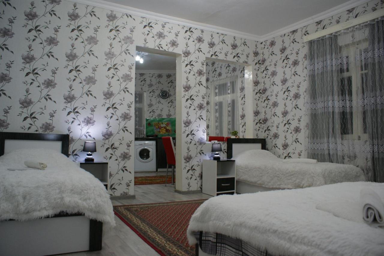 Hotel Jurkha Тбилиси Екстериор снимка